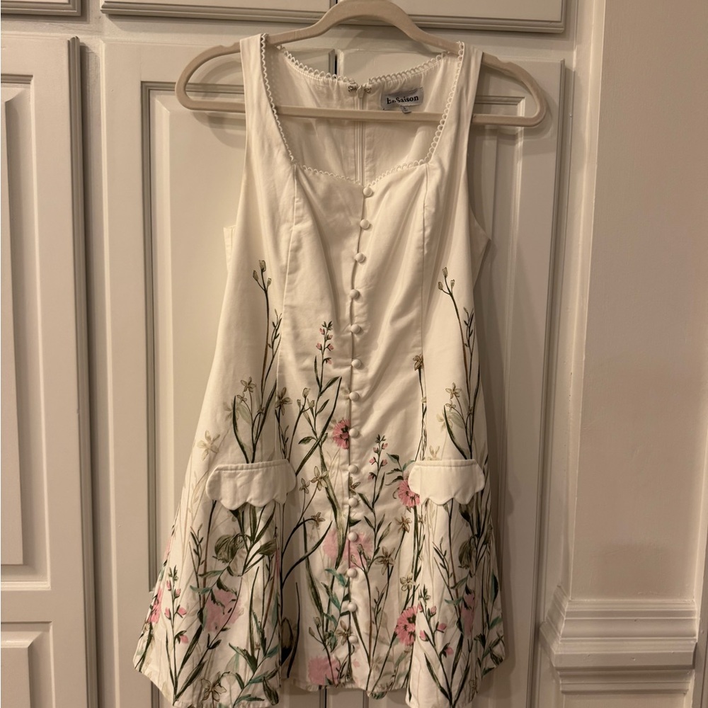 Storia Cream Floral Embroidered Button-Front women’s Dress